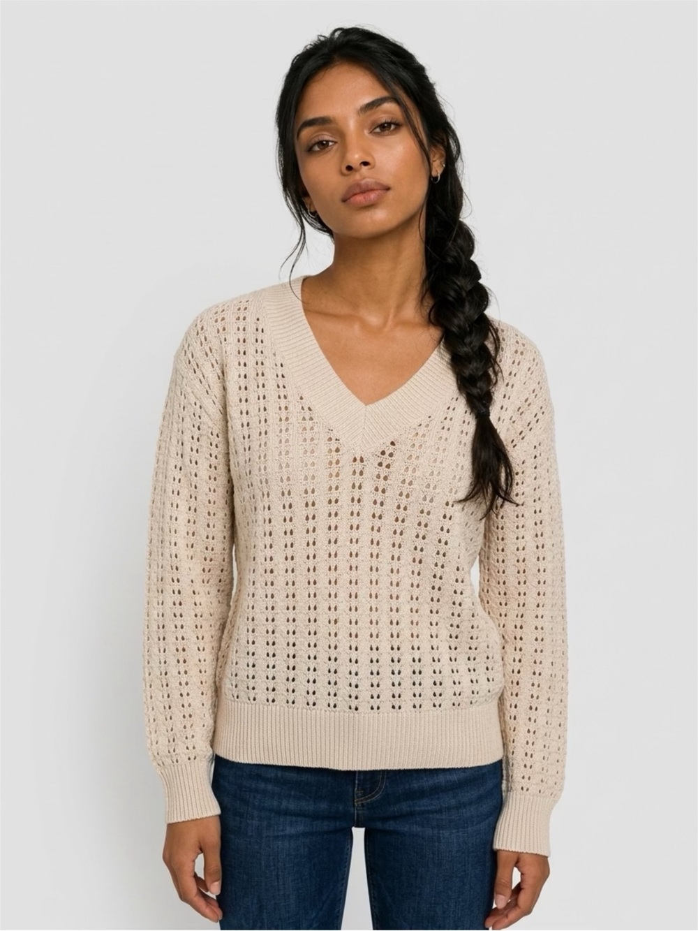 Universal Thread Cream Openwork V-Neck Sweater